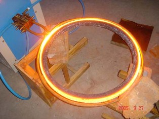 Индукционная закалочная установка